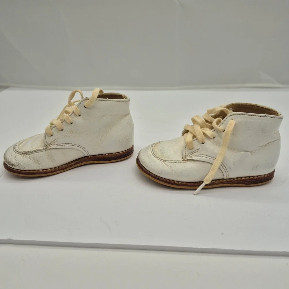 VTG Stride Rite Baby's First Steps Shoes Lace Up Leather 50s